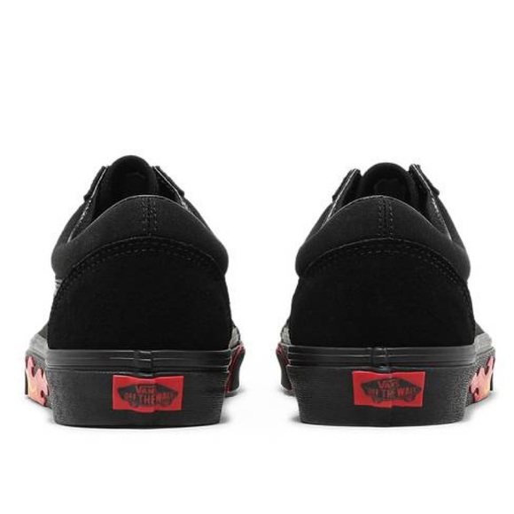 Vans Men’s Old Skool
(Flame Wall) Black/Black
VN0A38G1Q8Q
Sneakers - Picture 6 of 16